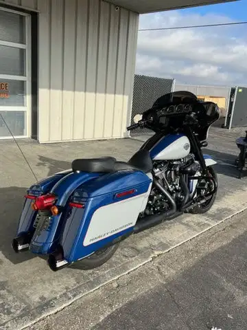 2023 Harley-Davidson FLHXS - Street Glide Special in Sport Touring in Winnipeg - Image 4