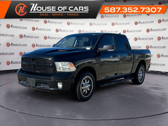 2019 Ram 1500 Classic SLT Crew Cab / 4x4 / Bluetooth / Back Up C in Cars & Trucks in Calgary