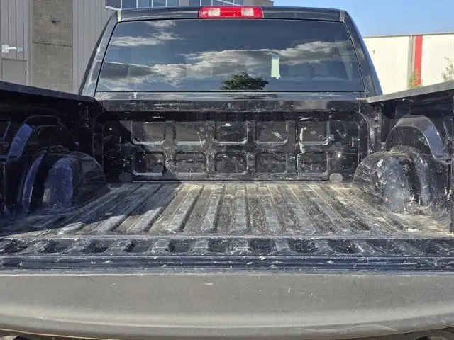 2020 Ram 1500 Classic Express in Cars & Trucks in Grande Prairie - Image 13