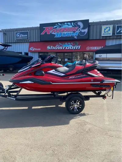 TRAILER SOLD SEPERATLY, DEMO WITH APROX 13HRS Engine Type: Supercharged 4-cylinder, 4-stroke, Super...