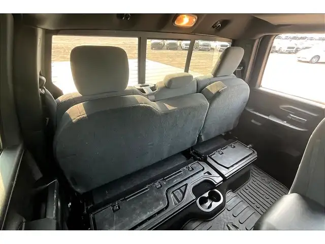 2022 Ram 1500 Classic Warlock Quad | All Terrain | Heated Bucket in Cars & Trucks in Mississauga / Peel Region - Image 28