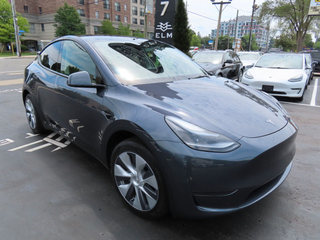 2023 Tesla Model Y Blind Spot Monitor - Navigation System - 14,0 in Cars & Trucks in Oakville / Halton Region - Image 2
