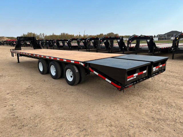 2025 SWS 32' Gooseneck Trailer (3) 10K Axles in Cargo & Utility Trailers in Edmonton - Image 3