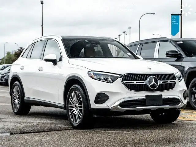 2024 Mercedes-Benz GLC 300 4MATIC Panoroof Heated Seats 360 Cam in Cars & Trucks in City of Toronto - Image 10