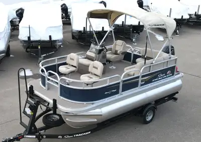 Bass Buggy 16 XL Select - Best Pontoon Boat $45,995 -$3,000 [ SUNCHECK CASH ] $42,995 or $170 BWKLY...