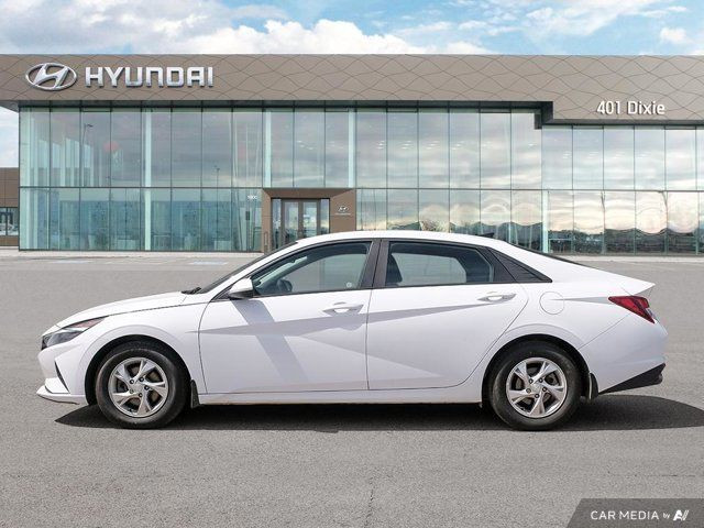 2022 Hyundai Elantra Essential in Cars & Trucks in Mississauga / Peel Region - Image 2