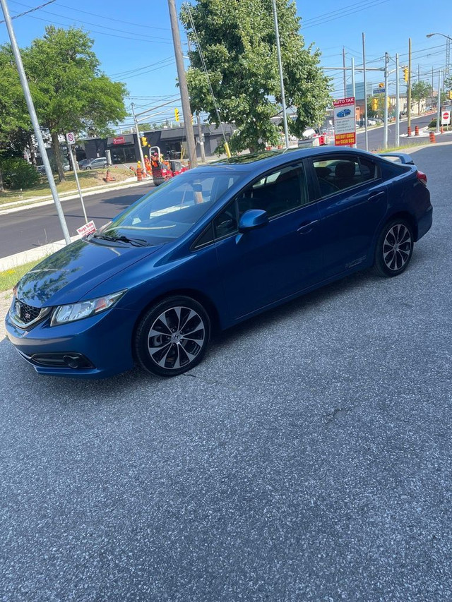 2013 Honda Civic 4dr 6 SPEED MANUAL NAVI BACKUP CAMERA SUNROOF in Cars & Trucks in City of Toronto