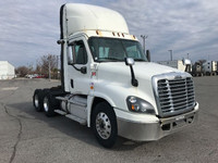 2017 Freightliner X12564ST