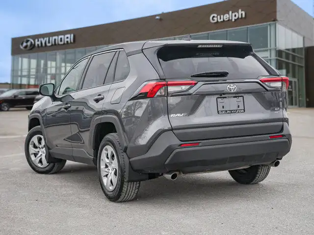 2023 Toyota RAV4 LE AWD | Heated Seats | Lane Keeping | CarPlay in Cars & Trucks in Guelph - Image 5