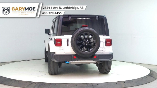 2024 Jeep Wrangler 4xe Sahara - Side Steps - Safety Group in Cars & Trucks in Lethbridge - Image 4