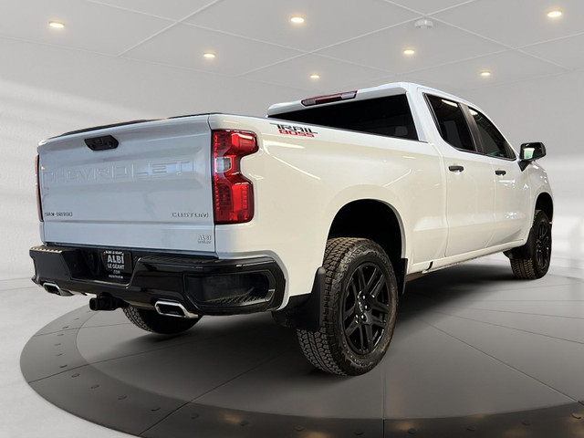 2024 Chevrolet Silverado 1500 CUSTOM TRAIL BOSS Z71 CREW CAB 4X4 in Cars & Trucks in Laval / North Shore - Image 4