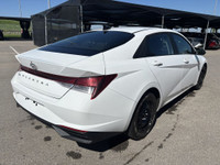 2022 HYUNDAI ELANTRA PREFERRED | ACCIDENT FREE CARFAX | REMOTE START | KEYLESS ENTRY Tire Pressure M... (image 6)