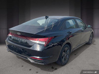 *2022 Hyundai Elantra Preferred | Heated Seats | Apple CarPlay* Efficient, well-equipped, and boldly... (image 5)
