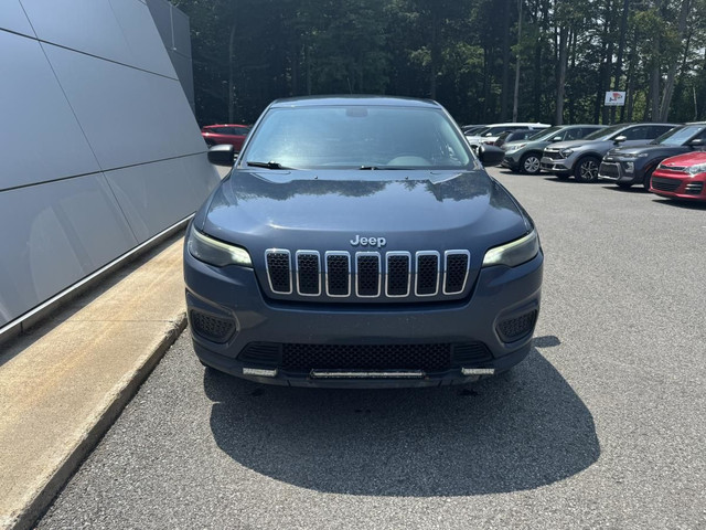 Jeep Cherokee Sport 3.2L Pentastar 4x4 2021 à vendre in Cars & Trucks in Trois-Rivières - Image 3