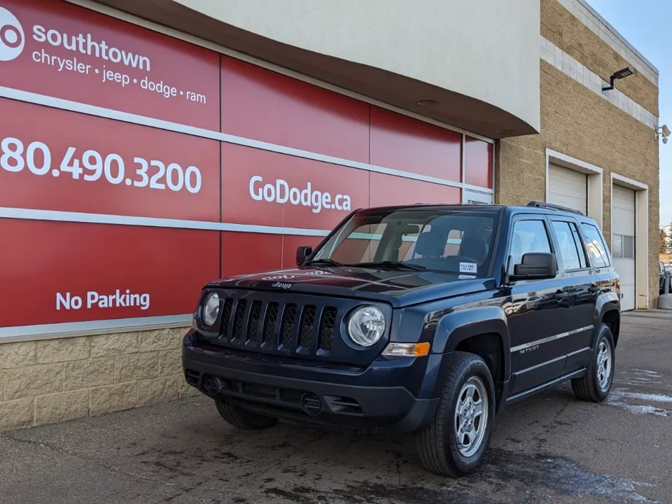 2014 Jeep Patriot SPORT IN BLUE PEARL EQUIPPED WITH A 2.0L I4 ,