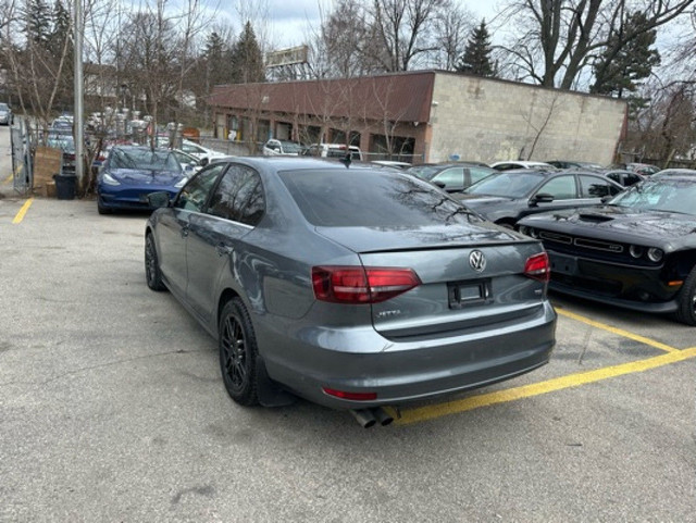 2017 Volkswagen Jetta Sedan 4dr 1.8 TSI Auto Highline in Cars & Trucks in City of Toronto - Image 2