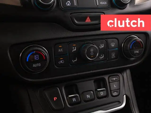 2019 GMC Terrain Denali AWD w/ Apple CarPlay, Nav, Rearview Cam in Cars & Trucks in City of Toronto - Image 35