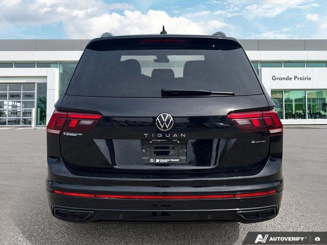 2022 Volkswagen Tiguan Comfortline R-Line Black Edition in Cars & Trucks in Grande Prairie - Image 4