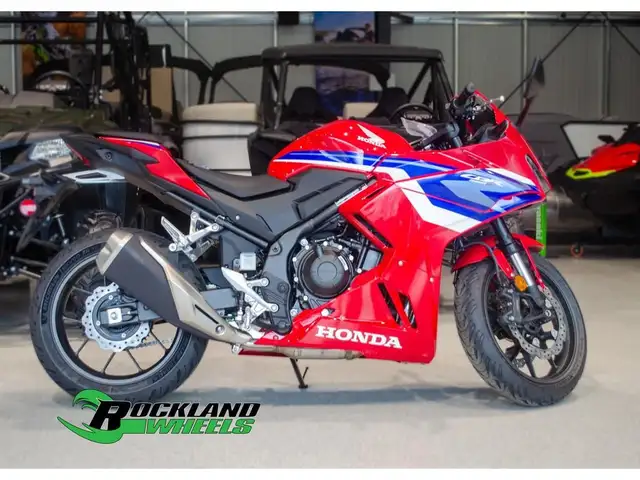 2025 Honda CBR500R ABS in Sport Bikes in Ottawa - Image 4
