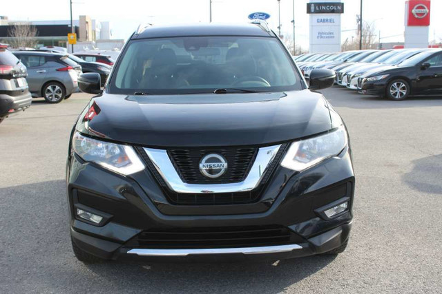 2020 Nissan Rogue SV AWD in Cars & Trucks in City of Montréal - Image 2