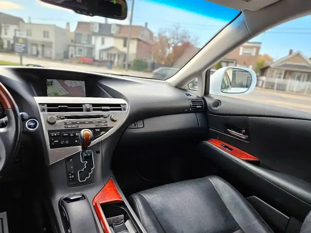 2010 Lexus RX 450H AWD HYBRID **NAVIGATION-CAMERA-TV/DVD-ROOF** in Cars & Trucks in City of Toronto - Image 16