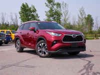 The 2022 Toyota Highlander XLE offers a refined and versatile three-row SUV option---ideal for Canad... (image 1)