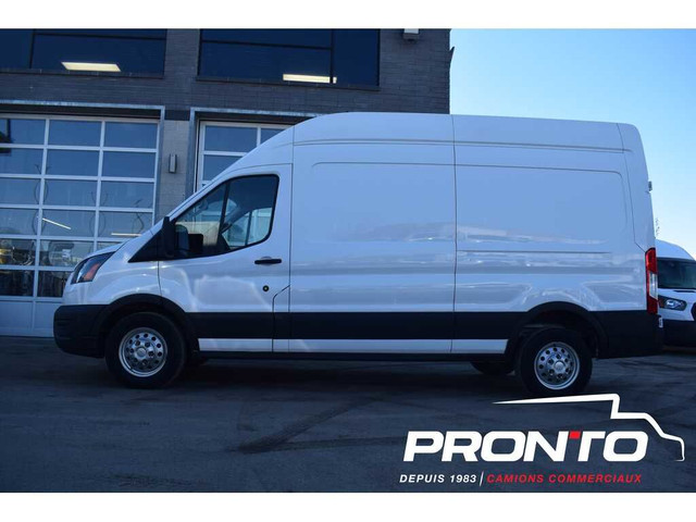 2022 Ford Transit Cargo Van ** AWD ** T-250 148WB HIGH ROOF ** G in Cars & Trucks in Laval / North Shore - Image 4