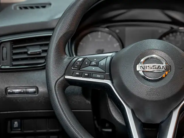 2019 Nissan Qashqai S *CARPLAY* SIÈGES CHAUFF ALERTES BLUETOOTH  in Cars & Trucks in Laurentides - Image 15