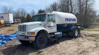 1998 International 4900 Propane Truck Single Axle DT466