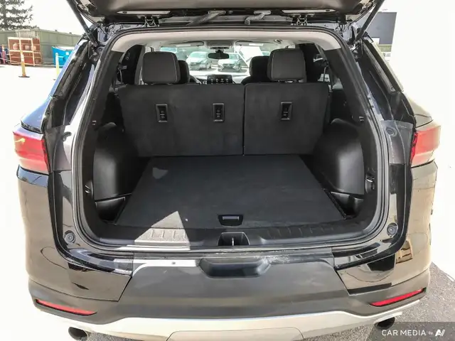 2024 Chevrolet Blazer LT Midnight Edition | Clean CARFAX in Cars & Trucks in Winnipeg - Image 13
