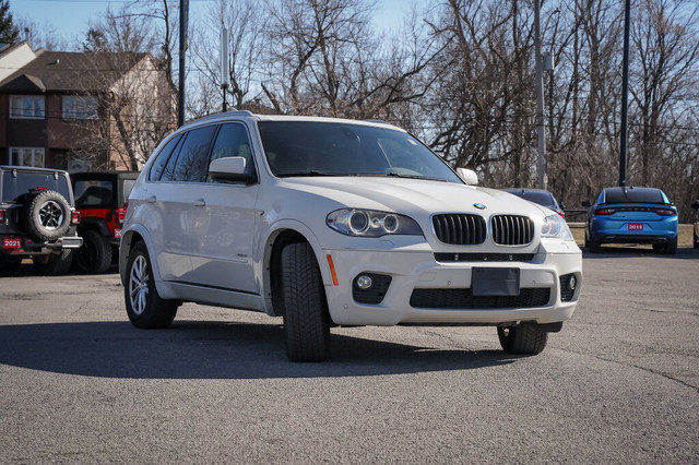 2013 BMW X5 35i in Cars & Trucks in Ottawa - Image 3