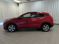 Dare to turn heads with the style and versatility of our 2016 Honda HR-V EX-L AWD presented in Milan... (image 4)