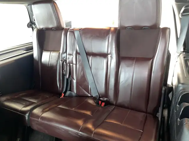 2015 Ford Expedition Platinum Fresh Trade dans Autos et camions dans Ville de Régina - Image 33
