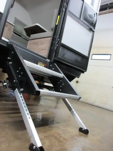 "NEW" 2025 TRAIL BOSS 170RX - $23,999. as low as $45 Weekly in Travel Trailers & Campers in Winnipeg - Image 33