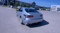 Front Wheel Drive. Cloth Interior. Touchscreen. Bluetooth. Rear View Backup Camera. USB Input(s). Au... (image 7)