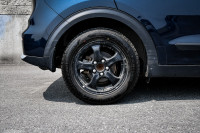 This 2019 Kia Niro is for sale today. This SUV has 129,781 kms. It's blue in colour and is completel... (image 5)