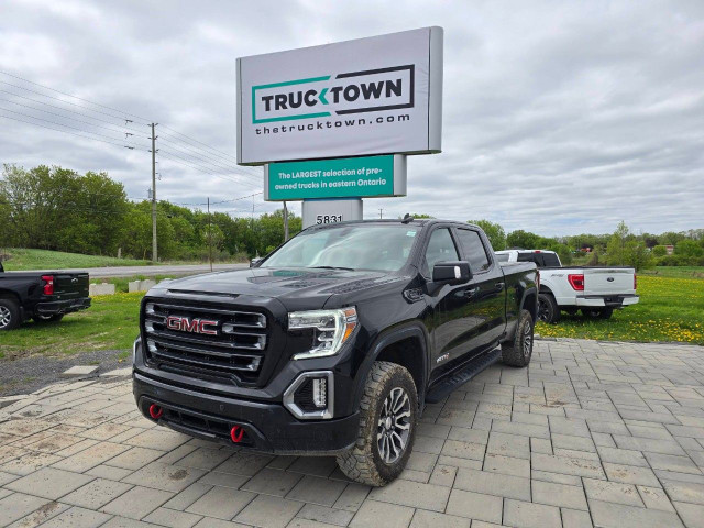 2022 GMC Sierra 1500 Limited in Cars & Trucks in Ottawa