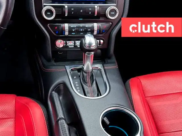 2022 Ford Mustang EcoBoost Premium w/ Apple CarPlay, Heated Fron dans Autos et camions dans Bedford - Image 36