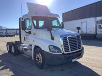 2018 FREIGHTLINER X12564ST