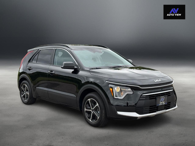 2025 Kia NIRO EX **CLEAN CARFAX** in Cars & Trucks in Hamilton - Image 3