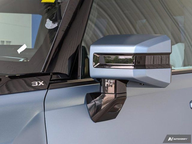 2024 GMC HUMMER EV Pickup 3X- Omega Edition Package in Cars & Trucks in Barrie - Image 3