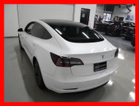 2020 TESLA MODEL 3 CARFAX VERIFIED, CLEAN TITLE 98,000KM AUTOMATIC TRANSMISSION WHITE EXTERIOR ON BL... (image 3)