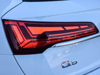 This Audi Q5 delivers a Intercooled Turbo Gas/Electric I-4 2.0 L/121 engine powering this Automatic... (image 6)