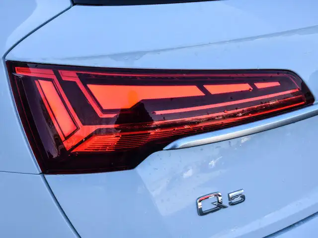 2023 Audi Q5 Komfort | Leather | Navigation | Heated Seats in Cars & Trucks in Windsor Region - Image 8