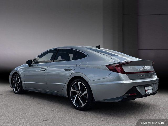 2022 Hyundai Sonata Sport | Apple CarPlay and Android Auto™ in Cars & Trucks in Cambridge - Image 3