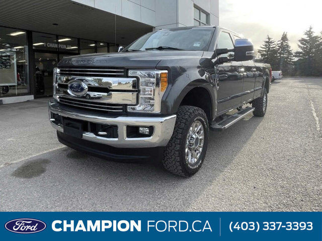  2017 Ford Super Duty F-250 SRW Lariat in Cars & Trucks in Calgary