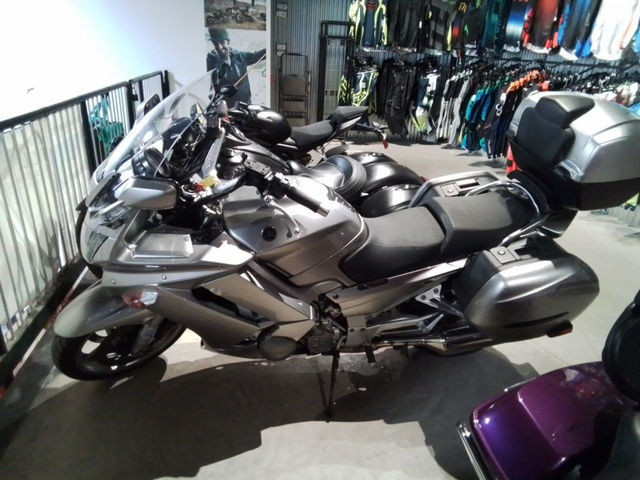 2010 Yamaha FJR1300 in Street, Cruisers & Choppers in City of Halifax