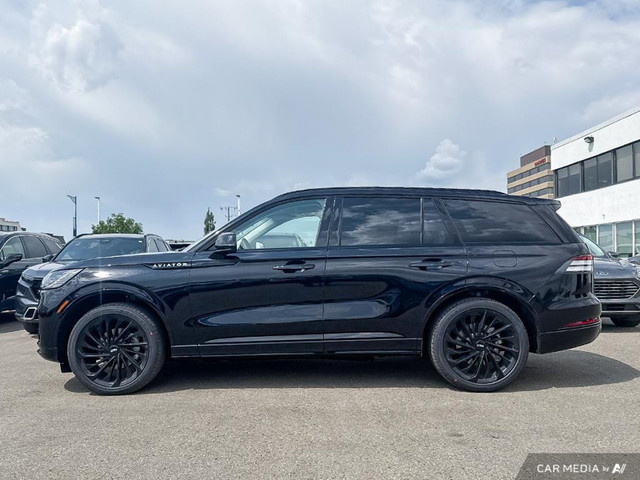 2025 Lincoln Aviator Reserve in Cars & Trucks in Edmonton - Image 3