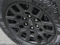 This Chevrolet Colorado has a strong Turbocharged Gas I4 2.7L/ engine powering this Automatic transm... (image 6)