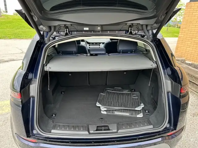 2021 Land Rover Range Rover Evoque P250 1 Owner Clean Carfax Pan in Cars & Trucks in Mississauga / Peel Region - Image 14